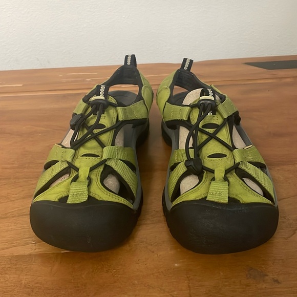 KEEN Waterproof Sandals Size 8 - Picture 2 of 11